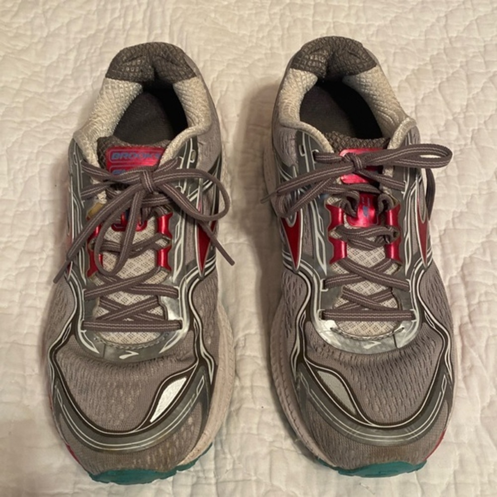 Brooks Ghost Sneakers